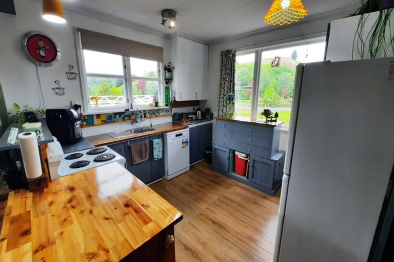 Photo of property in 13 Canna Street, Lawrence, 9532