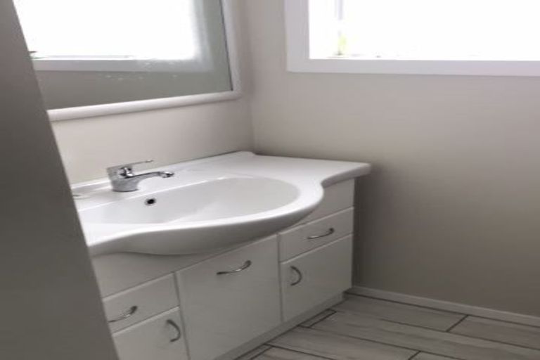 Photo of property in 12 Rangiamohia Road, Turangi, 3334