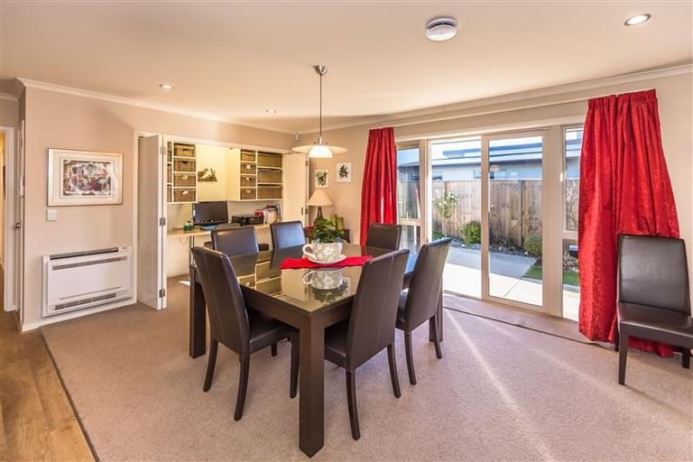 Photo of property in 8 Venerable Terrace, Yaldhurst, Christchurch, 8042