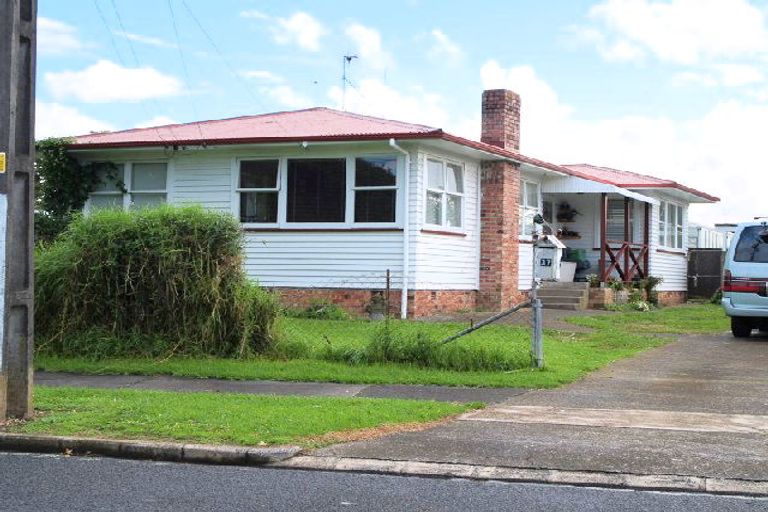 Photo of property in 37 Alexander Crescent, Otara, Auckland, 2023