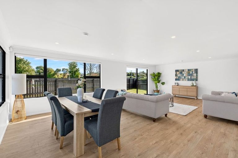 Photo of property in 22a Matua Road, Huapai, Kumeu, 0810