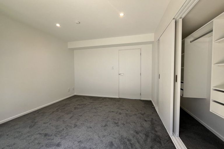Photo of property in 7/28 Lavelle Road, Henderson, Auckland, 0612