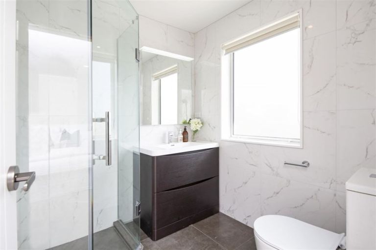 Photo of property in 3 Ballykerrigan Road, Flat Bush, Auckland, 2019