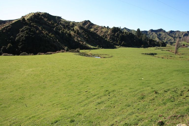 Photo of property in 6822 Ohura Road, Kohuratahi, Stratford, 4396