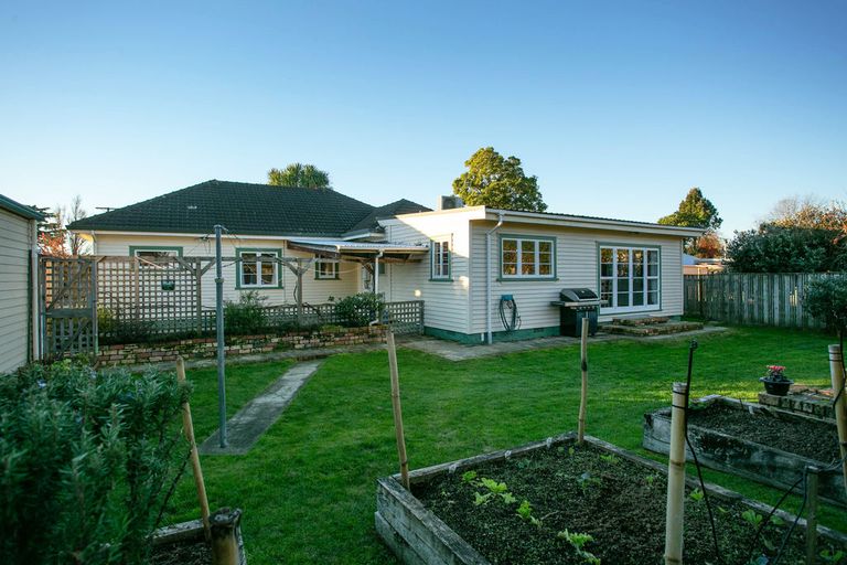 Photo of property in 125 Williams Street, Cambridge, 3434