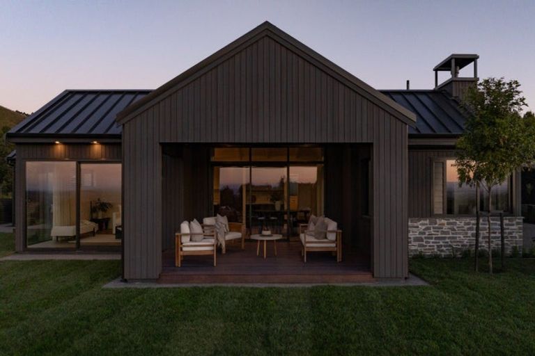 Photo of property in 88 Foster Lane, Havelock North, 4172