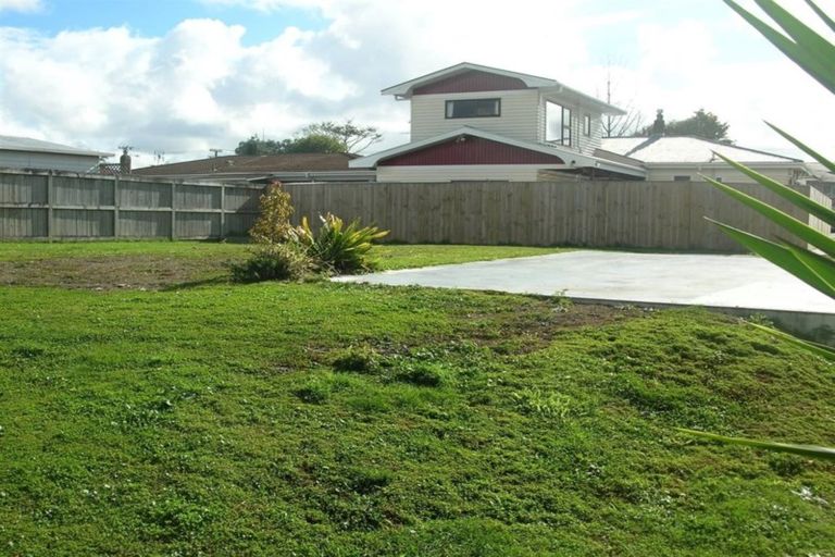 Photo of property in 10a Campbell Place, Papakura, 2110