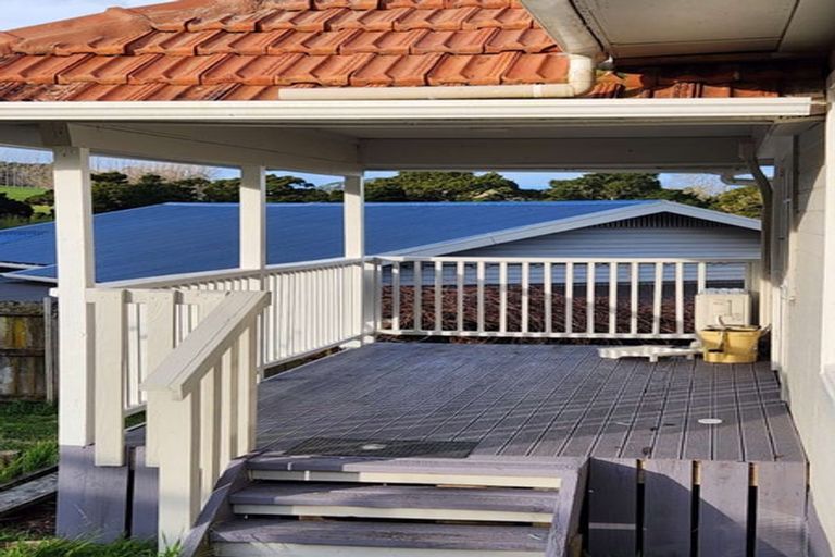 Photo of property in 114 Alcoba Street, Te Kamo, Kamo, 0112