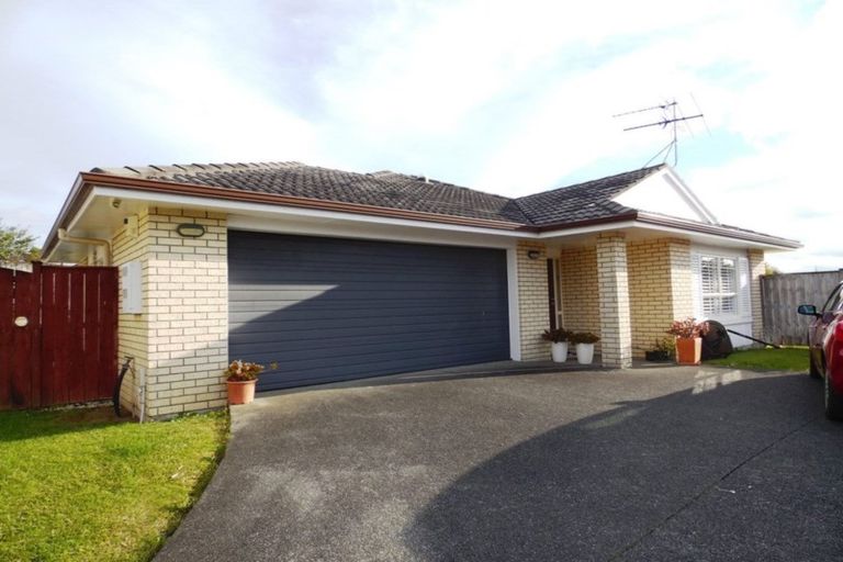 Photo of property in 19 Richfield Crescent, Westgate, Auckland, 0614