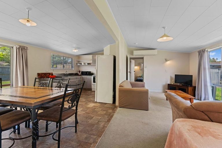 Photo of property in 109 Tamatea Road, Hilltop, Taupo, 3330