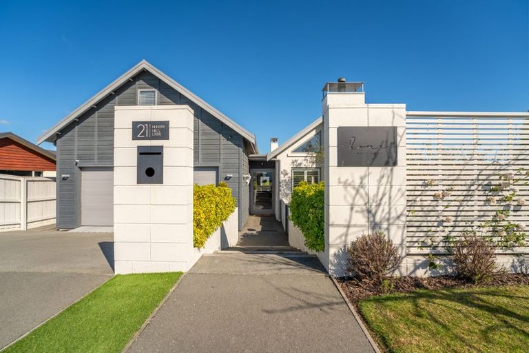 Photo of property in 21 Hunter Hills Drive, Gleniti, Timaru, 7910