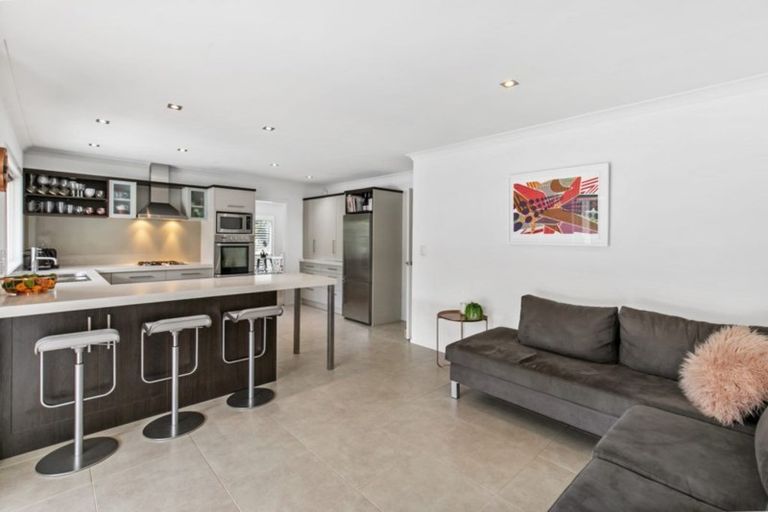 Photo of property in 59a Churchouse Road, Greenhithe, Auckland, 0632