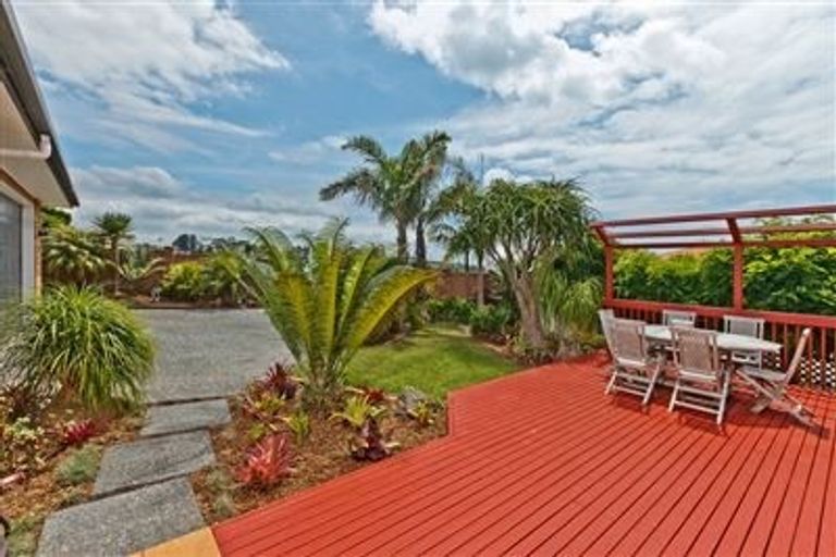 Photo of property in 9 Wentwood Place, Torbay, Auckland, 0630