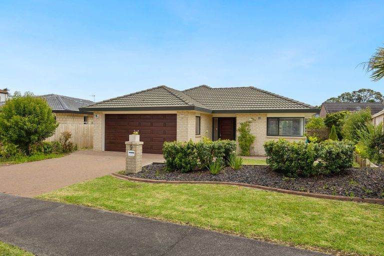 Photo of property in 9 Starlight Cove, Hobsonville, Auckland, 0618