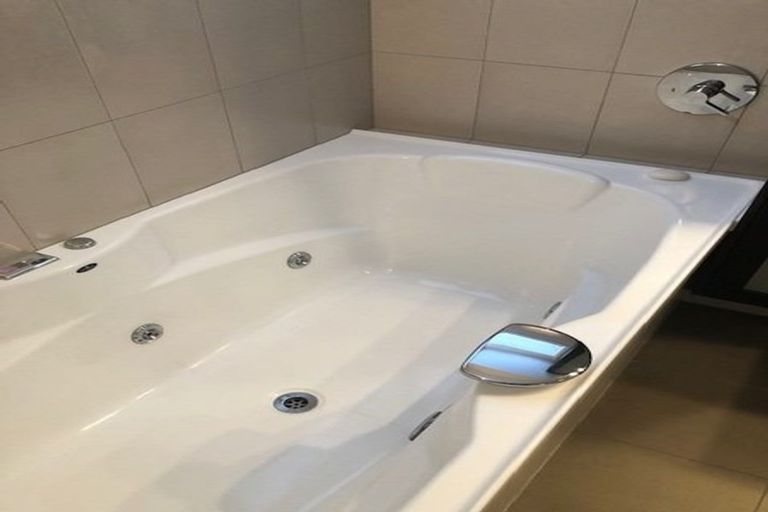 Photo of property in 18 Ascot Place, Mount Maunganui, 3116