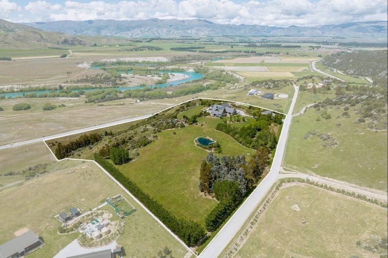 Photo of property in 63 Riverview Road, Queensberry, Cromwell, 9383