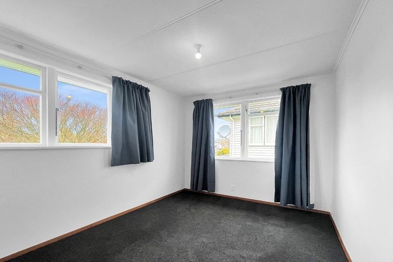 Photo of property in 21 Ashford Avenue, Hokowhitu, Palmerston North, 4410