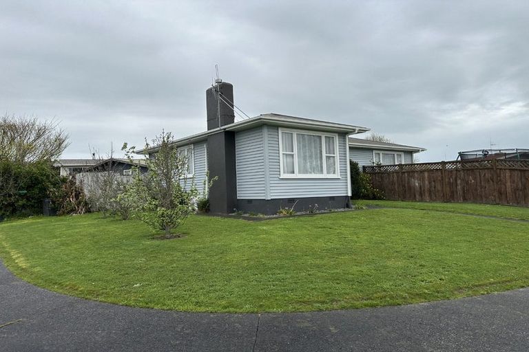 Photo of property in 30 Langley Avenue, Milson, Palmerston North, 4414