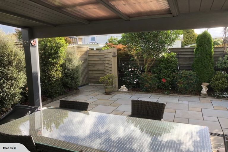 Photo of property in 6 Roderick Street, Otumoetai, Tauranga, 3110