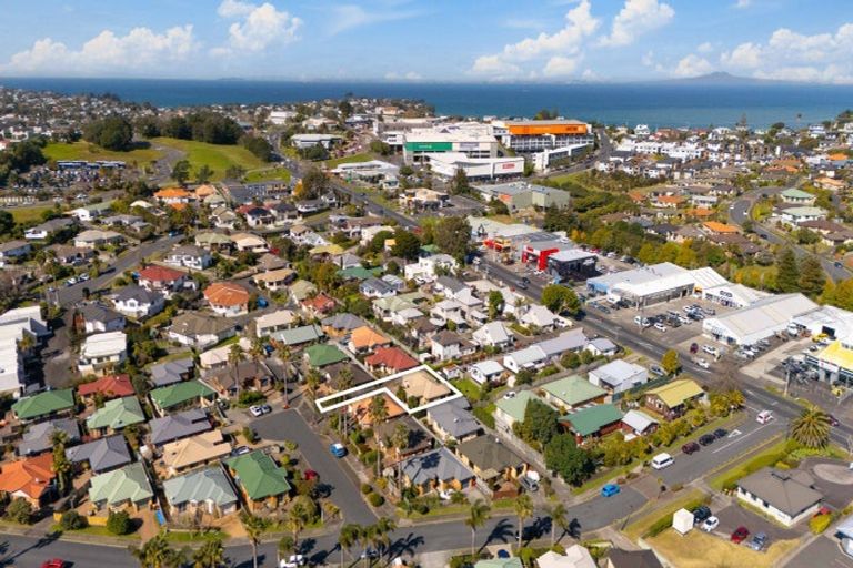 Photo of property in 7 Angel Way, Stanmore Bay, Whangaparaoa, 0932