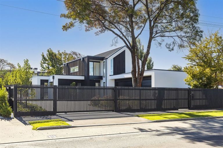 Photo of property in 95 Mays Road, St Albans, Christchurch, 8052