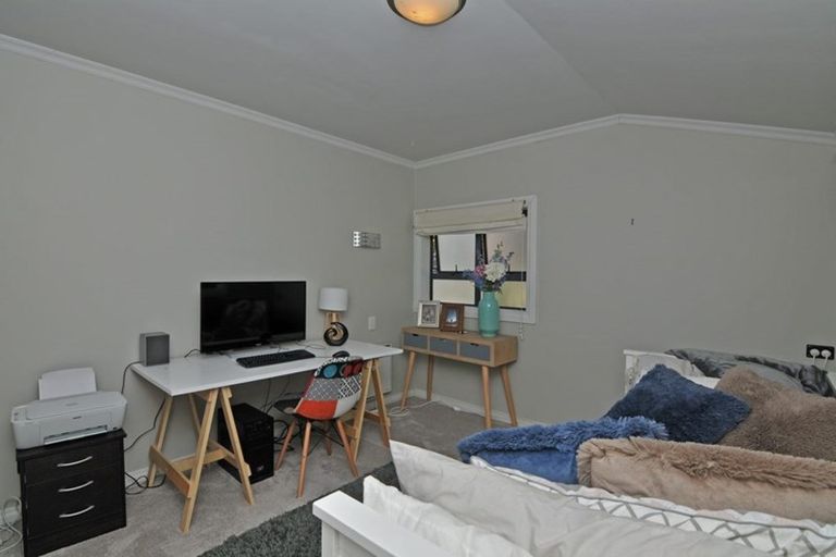 Photo of property in 45a View Road, Houghton Bay, Wellington, 6023