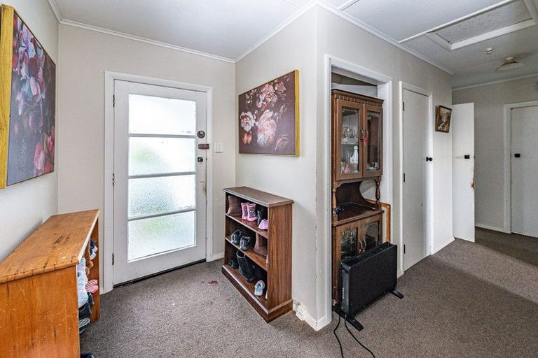 Photo of property in 143 Puriri Street, Castlecliff, Whanganui, 4501