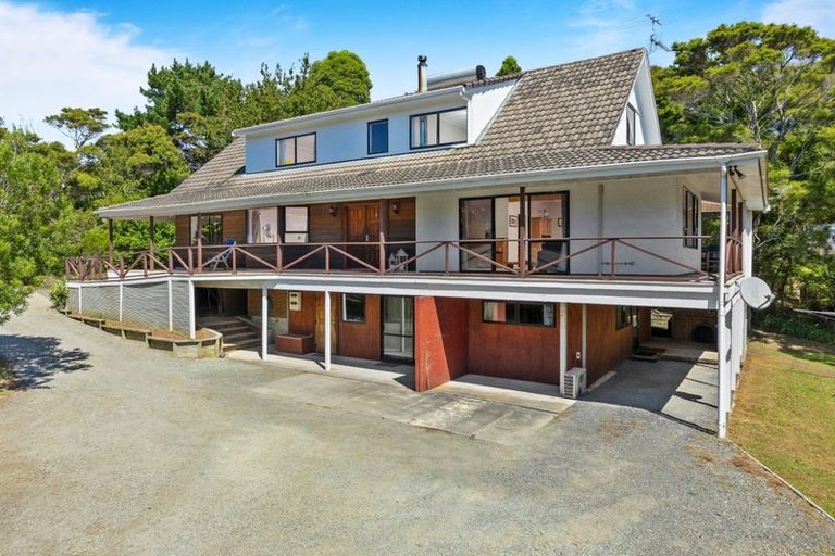 Photo of property in 3 William Pitcher Place, Greenhithe, Auckland, 0632