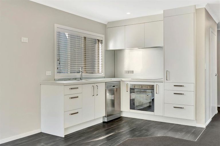 Photo of property in 2/16 Hammond Street, Hamilton Central, Hamilton, 3204