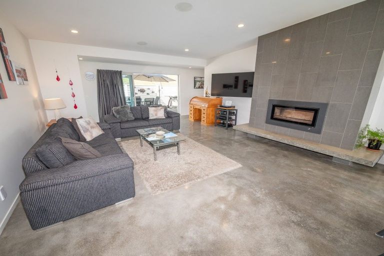 Photo of property in 27 Eagles Way, Cable Bay, 0420