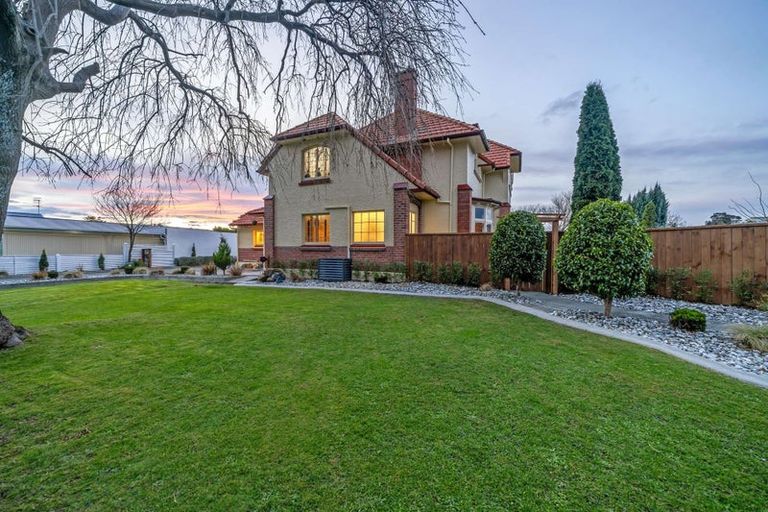 Photo of property in 62 Grange Street, Winton, 9720