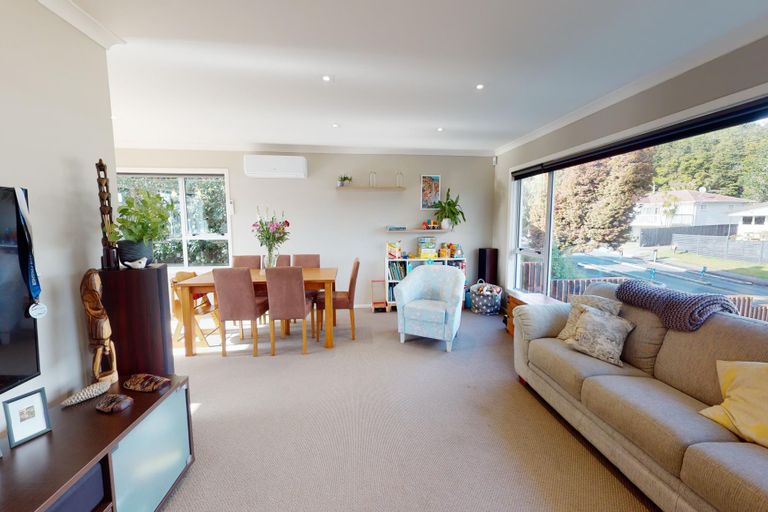 Photo of property in 24 David Avenue, Hillpark, Auckland, 2102