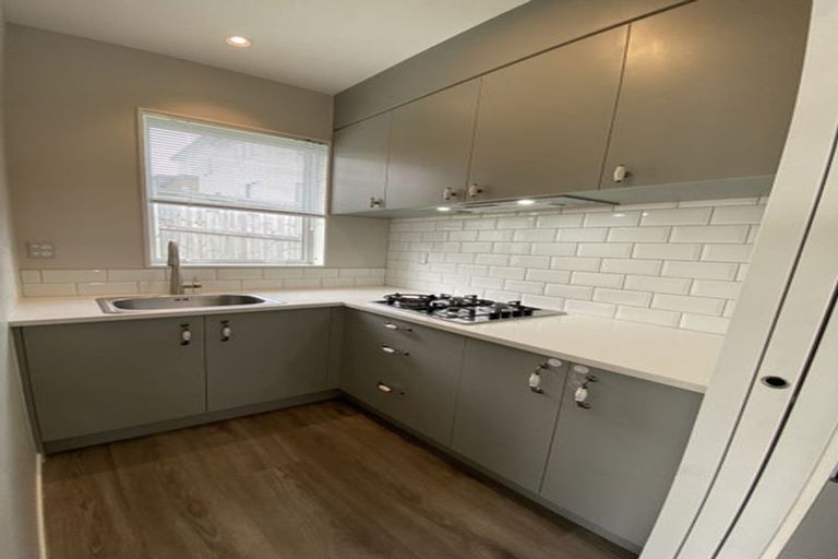 Photo of property in 38 Takurua Terrace, Orewa, 0931