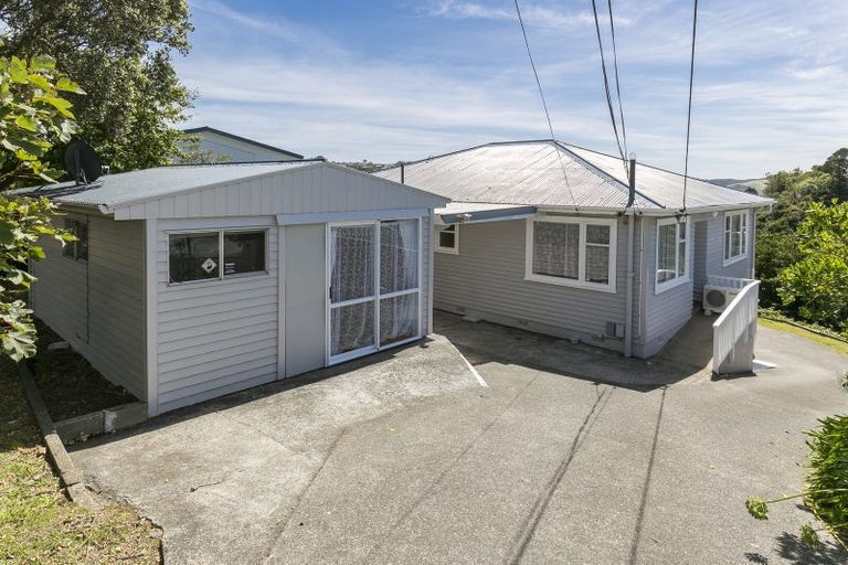 Photo of property in 72 Dominion Park Street, Johnsonville, Wellington, 6037
