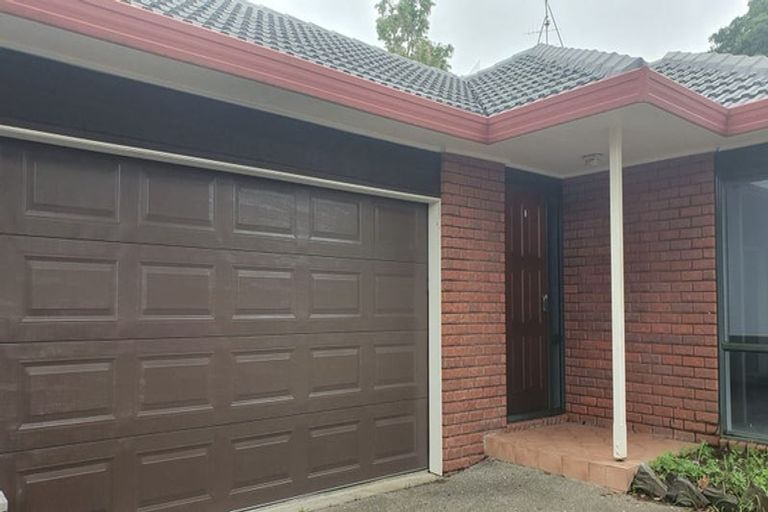 Photo of property in 2/13 Main Highway, Ellerslie, Auckland, 1051