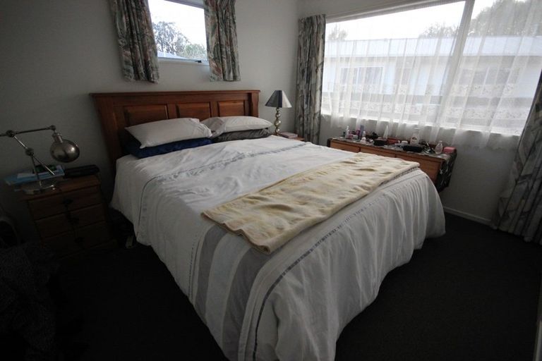 Photo of property in 10 Geraldine Crescent, Cloverlea, Palmerston North, 4412