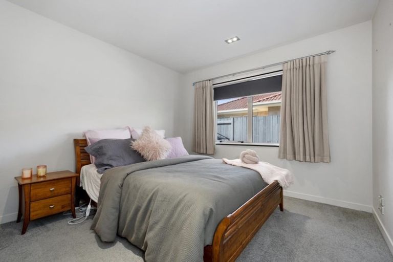 Photo of property in 32 Tomika Crescent, Papamoa Beach, Papamoa, 3118