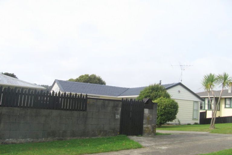Photo of property in 6 Stipulate Place, Ascot Park, Porirua, 5024