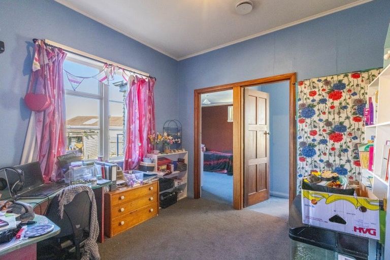 Photo of property in 24 Barker Road, Marewa, Napier, 4110