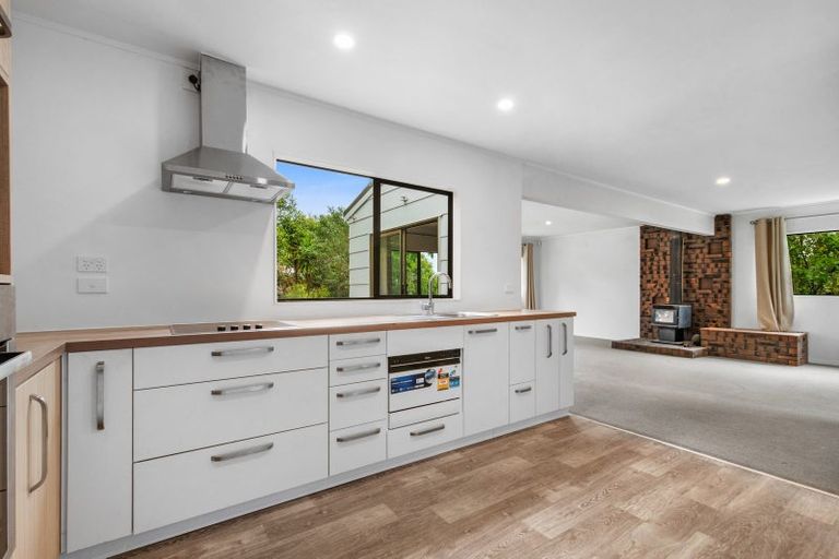 Photo of property in 10 Mabbett Lane, Waimauku, 0883