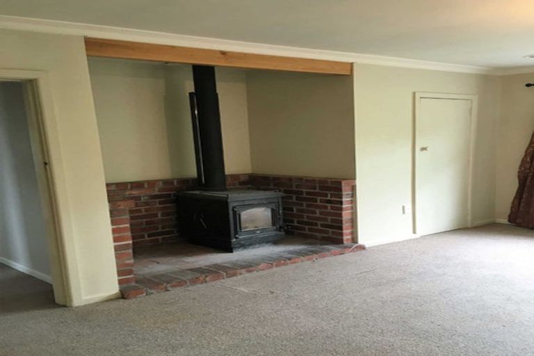 Photo of property in 47 Acacia Avenue, Upper Riccarton, Christchurch, 8041