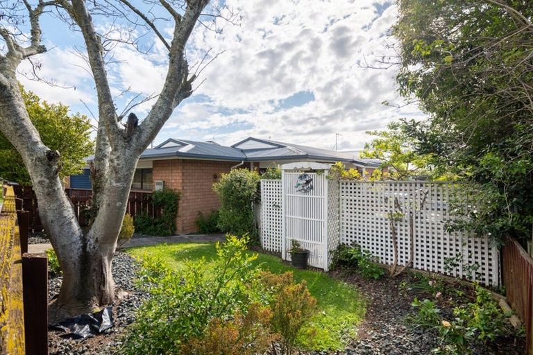 Photo of property in 2/32 Nikau Street, Stoke, Nelson, 7011