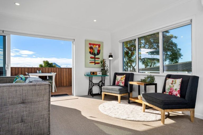Photo of property in 12a Seaview Road, Otumoetai, Tauranga, 3110