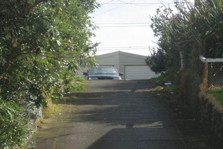 Photo of property in 8b Marama Crescent, Spotswood, New Plymouth, 4310