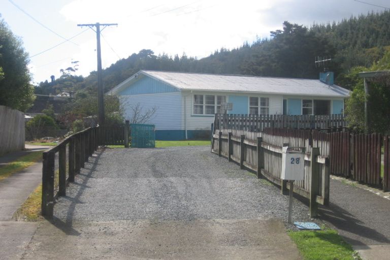 Photo of property in 28 Clark Street, Hikurangi, 0114