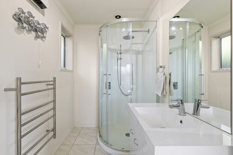 Photo of property in 74 Washbourn Drive, Richmond, 7020