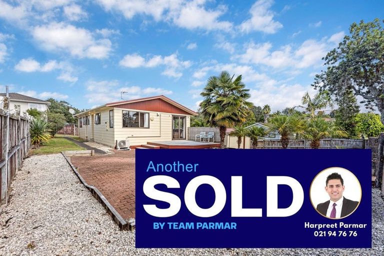 Photo of property in 12 Pisces Road, Glen Eden, Auckland, 0602