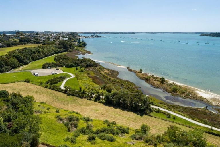 Photo of property in 11 Margaret Drive, Omokoroa, 3114