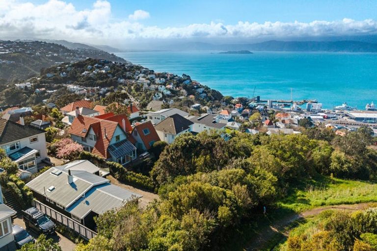 Photo of property in 33 Wade Street, Wadestown, Wellington, 6012
