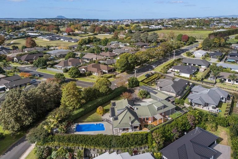 Photo of property in 63 Kayelene Place, Omokoroa, 3114